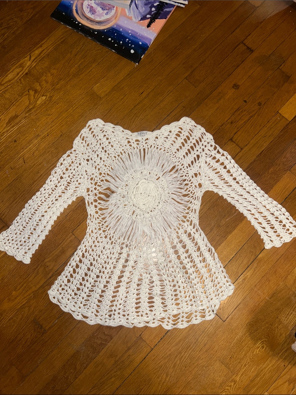 Sexy White Crochet Sunburst Top (one size fits all but fits like a medium)